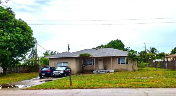 Lantana, FL 33462,414 W Branch ST