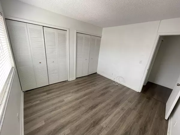 West Palm Beach, FL 33415,2144 Sherwood Forest BLVD 7