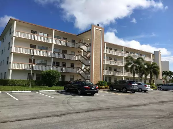 3049 Cornwall C, Boca Raton, FL 33434