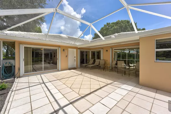 Palm Beach Gardens, FL 33403,804 Sun Terrace CT