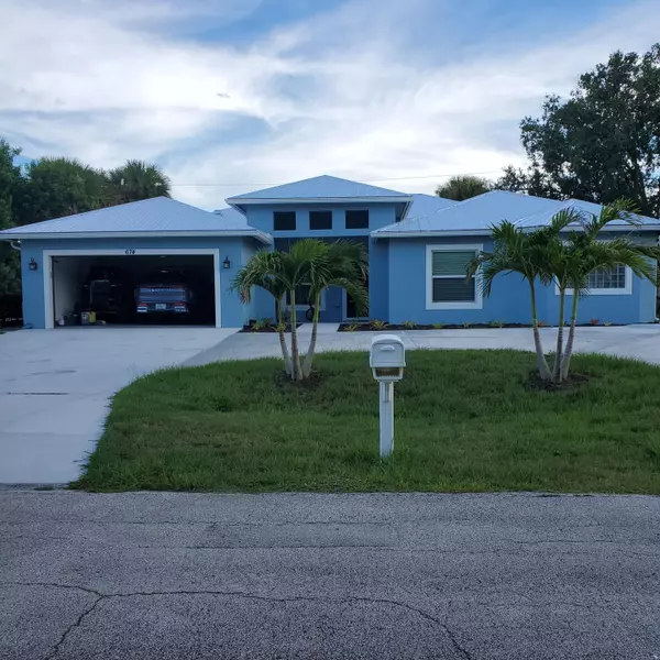 674 SW Mchole AVE, Port Saint Lucie, FL 34953