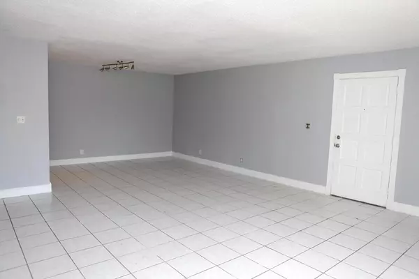 Coral Springs, FL 33065,11605 NW 29th CT D2