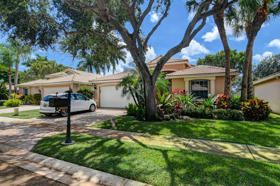 13903 Via Nidia, Delray Beach, FL 33446