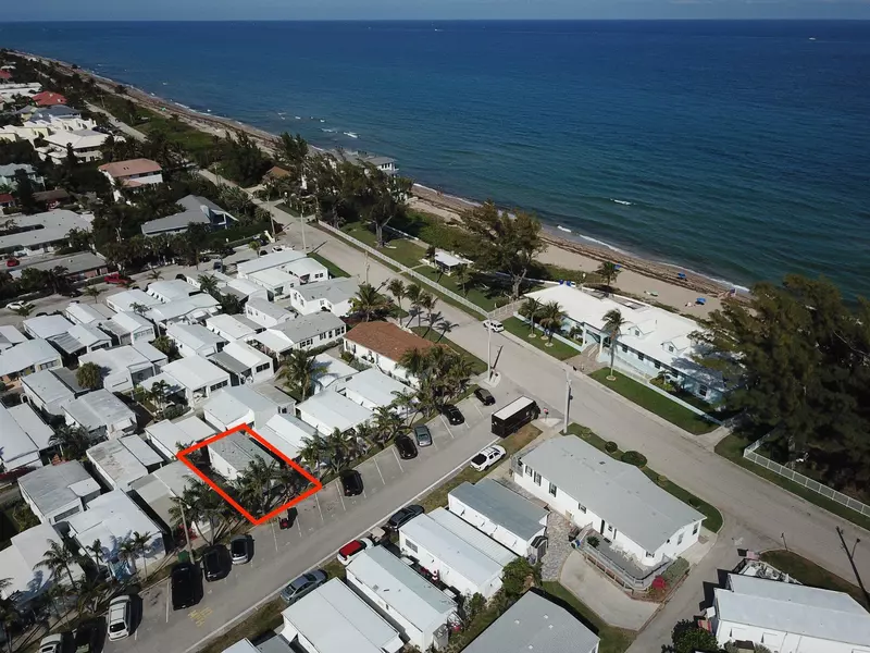 6 Ruthmary AVE G, Briny Breezes, FL 33435