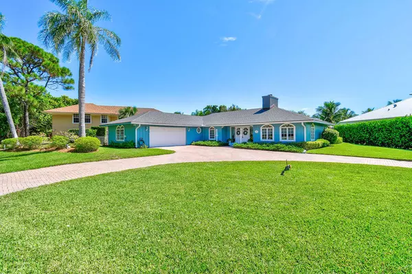 17267 SE Galway CT, Tequesta, FL 33469