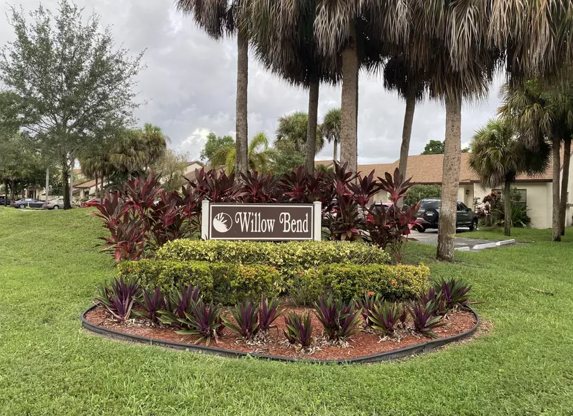 3900 Vine Trail B, Lake Worth, FL 33467