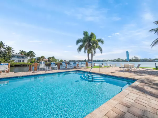 Boynton Beach, FL 33435,624 NE 12th TER 1