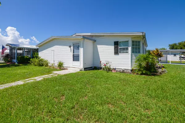 Port Saint Lucie, FL 34952,8495 Gallberry CIR