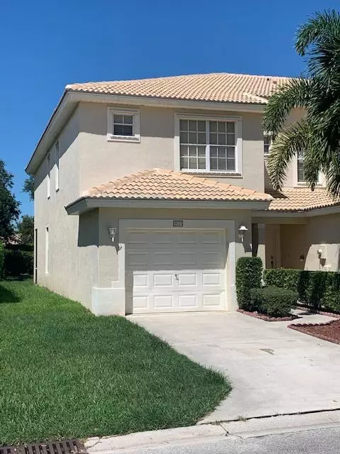 9037 Tremezzo LN, Boynton Beach, FL 33472
