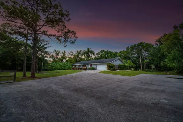 The Acreage, FL 33470,16059 E Mayfair DR