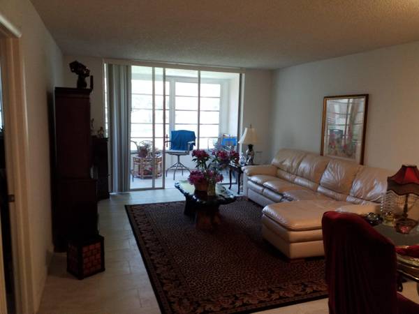 Lauderdale Lakes, FL 33313,3000 NW 48th TER 224