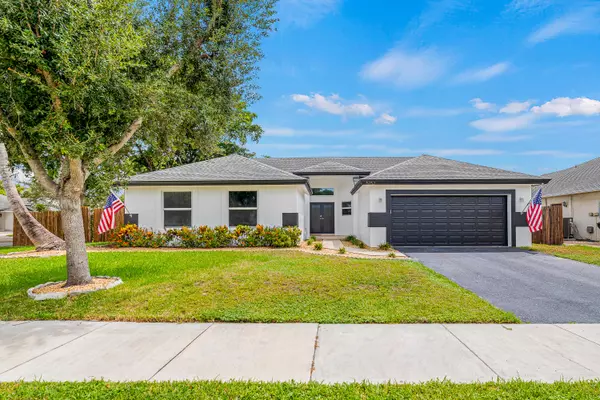 5152 NW 43 Av AVE, Coconut Creek, FL 33073