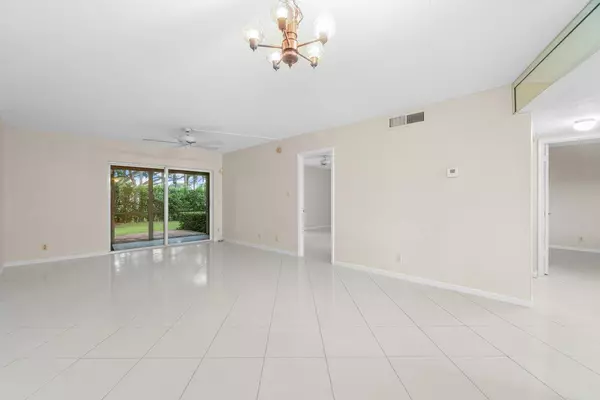 Delray Beach, FL 33445,2825 Casita WAY 103