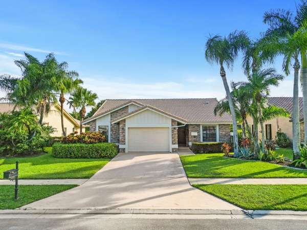 10588 Fenway PL, Boca Raton, FL 33498