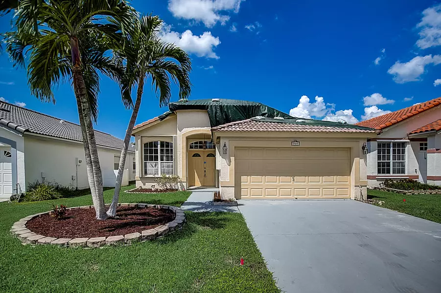 765 Lake Wellington DR, Wellington, FL 33414