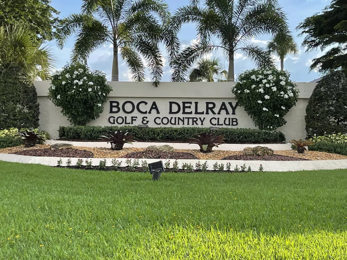 Delray Beach, FL 33484,5020 Golfview CT 1411