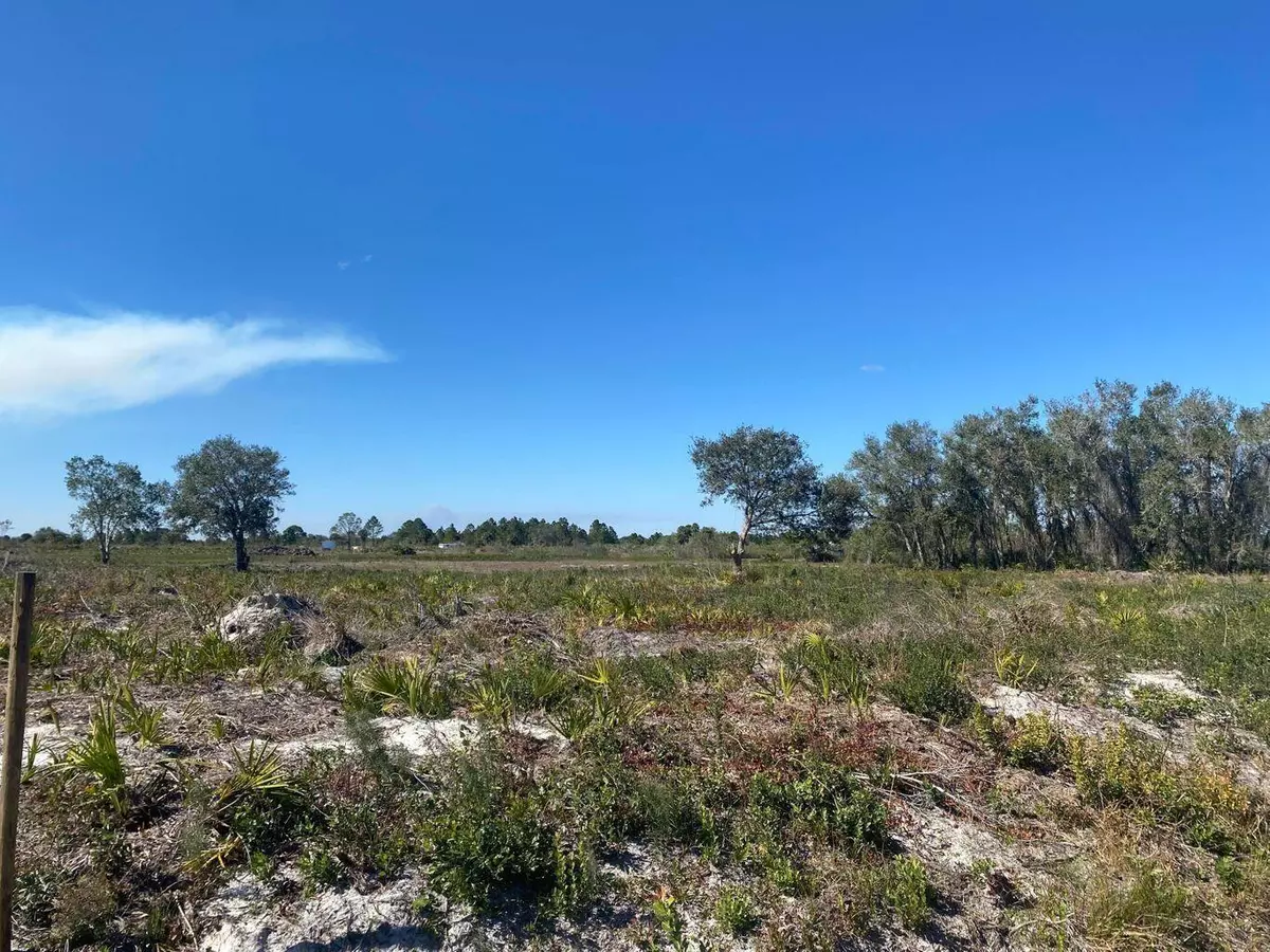 Okeechobee, FL 34972,17713 NW 296th ST