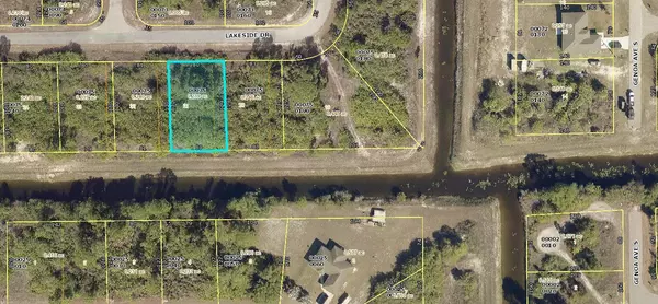 1026 Lakeside DR, Lehigh Acres, FL 33974