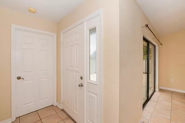 Fort Pierce, FL 34950,1547 Pheasant WALK C