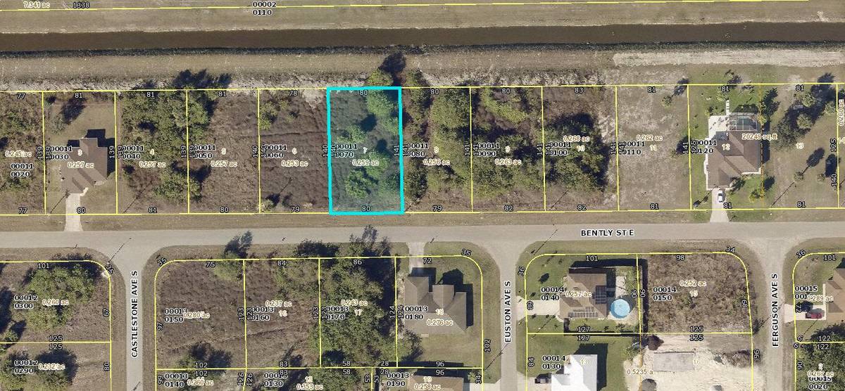 Lehigh Acres, FL 33974,813 E Bently ST