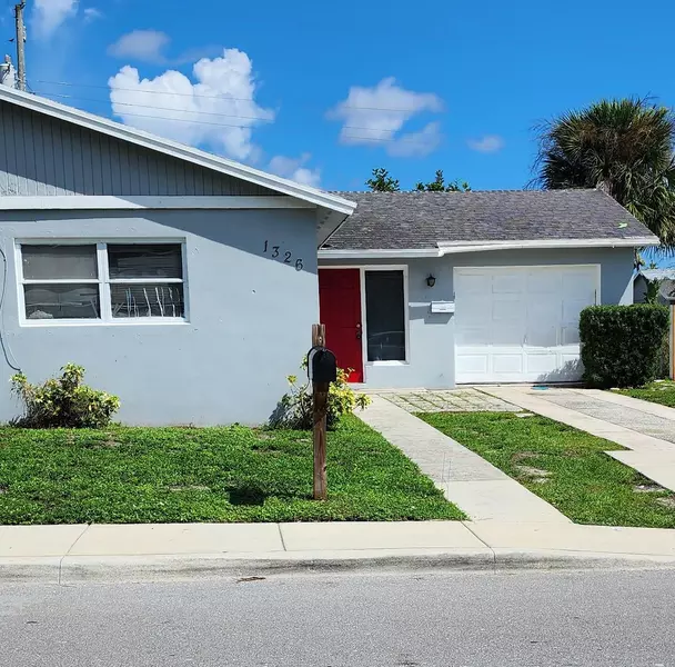 1326 W 26th CT, Riviera Beach, FL 33404