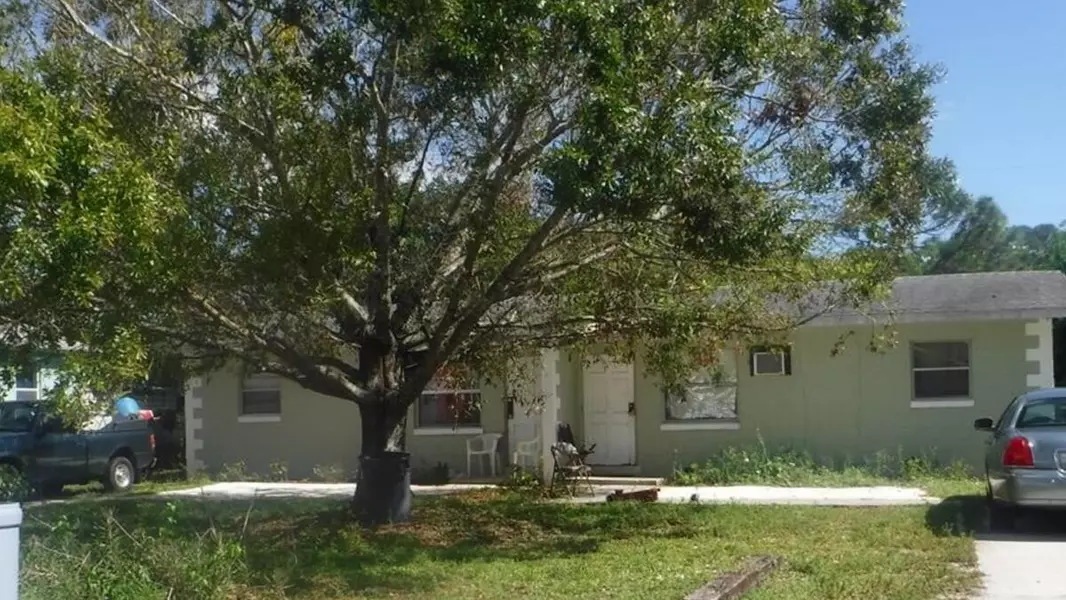 3238 Naylor TER, Fort Pierce, FL 34982