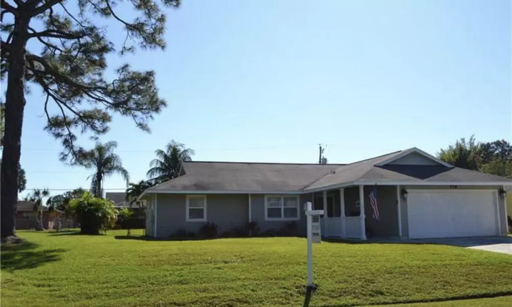 774 SE Brookedge AVE, Port Saint Lucie, FL 34983