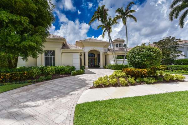 103 Saint Martin DR, Palm Beach Gardens, FL 33418