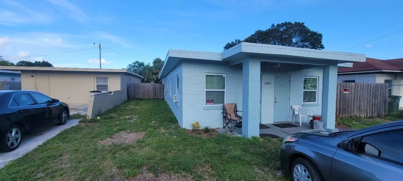 808 N 17th ST, Fort Pierce, FL 34950