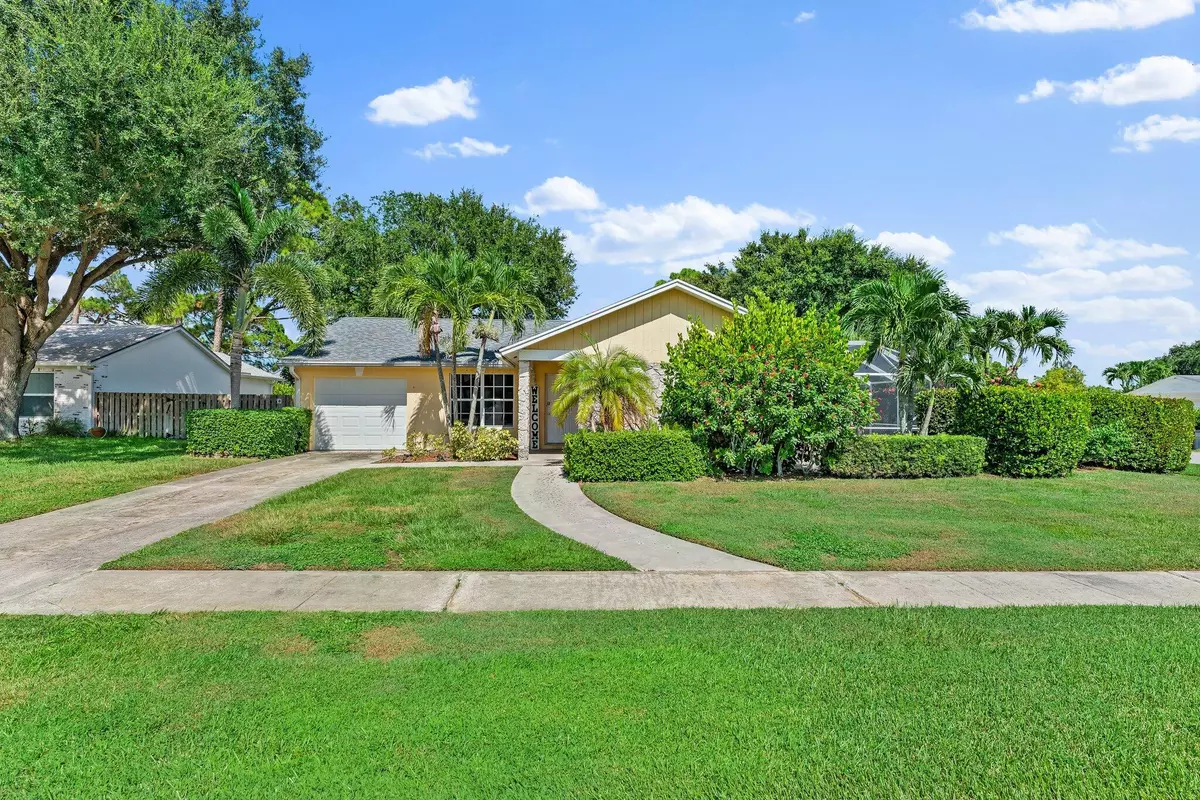 Jupiter, FL 33458,108 Village CIR