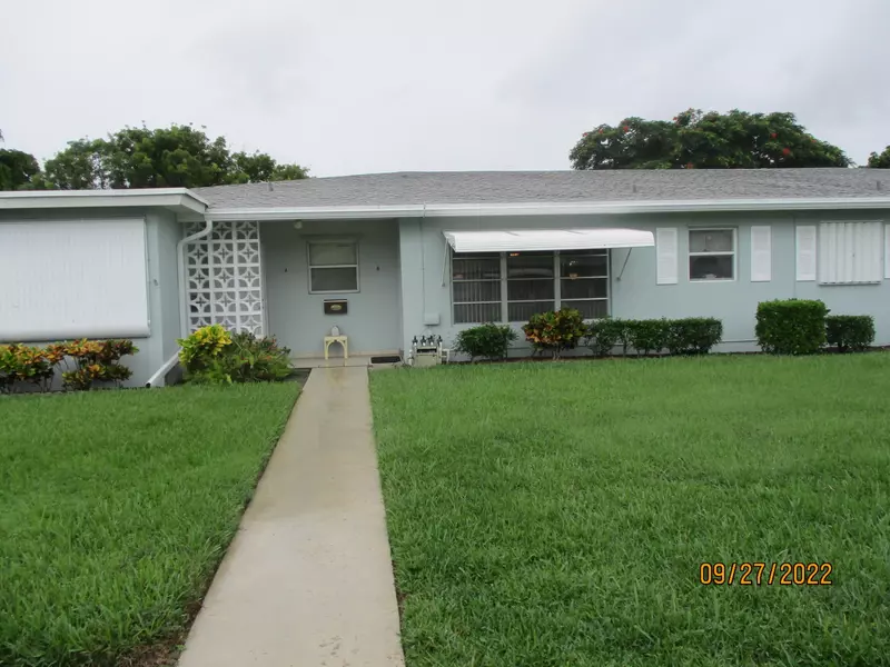 220 E High Point CT B, Delray Beach, FL 33445