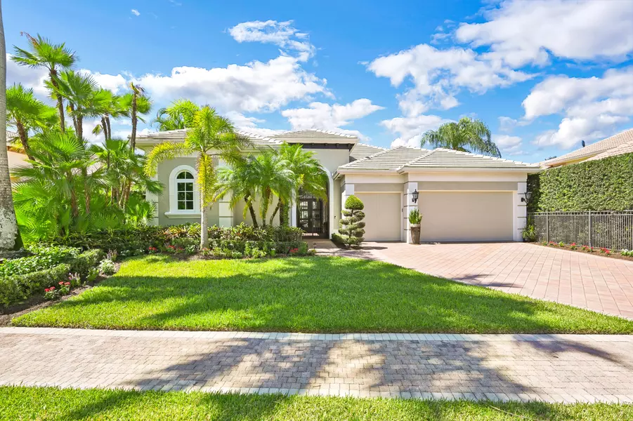 131 Vintageisle LN, Palm Beach Gardens, FL 33418