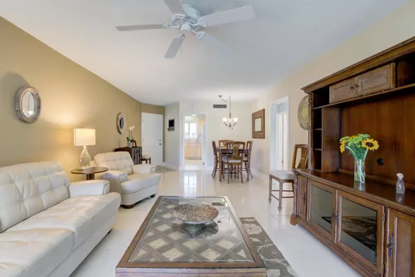 Tequesta, FL 33469,5 Westwood AVE 203