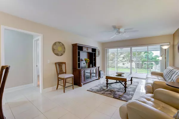 Tequesta, FL 33469,5 Westwood AVE 203