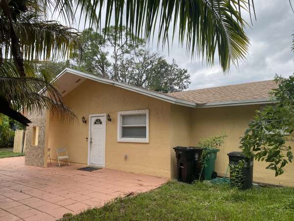 2320 SW Savona BLVD, Port Saint Lucie, FL 34953