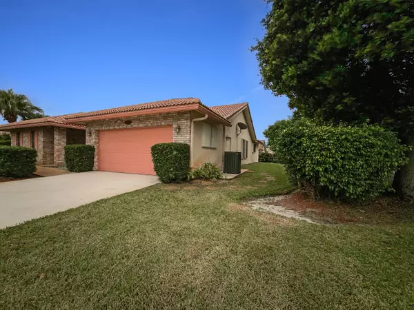 7208 NW 45th ST, Coral Springs, FL 33065