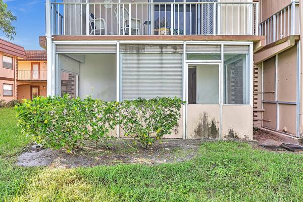 303 Brittany G, Delray Beach, FL 33446