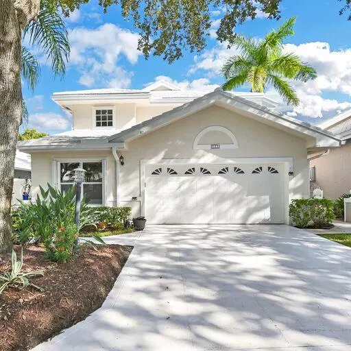 227 W Canterbury DR, Palm Beach Gardens, FL 33418