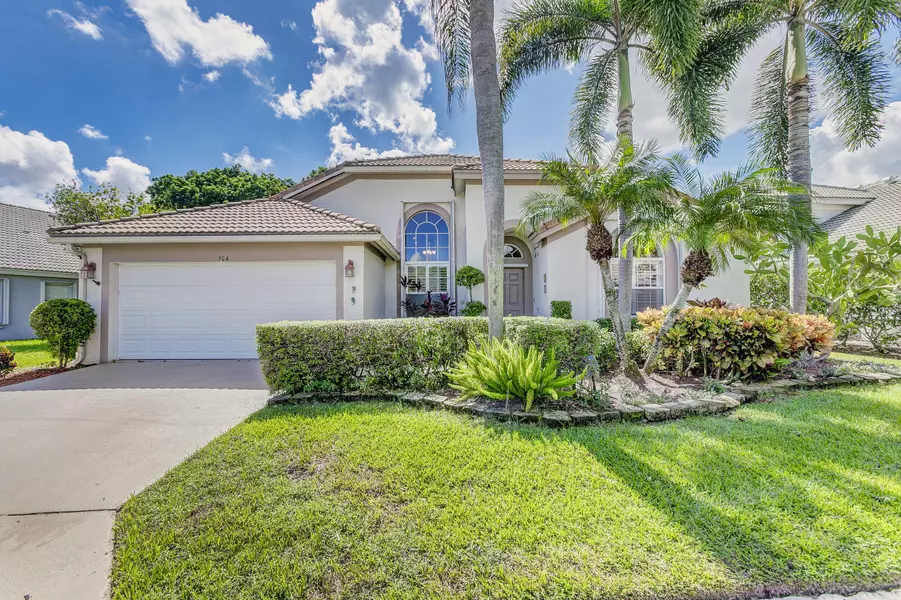 304 Timberwood CT, Palm Beach Gardens, FL 33418