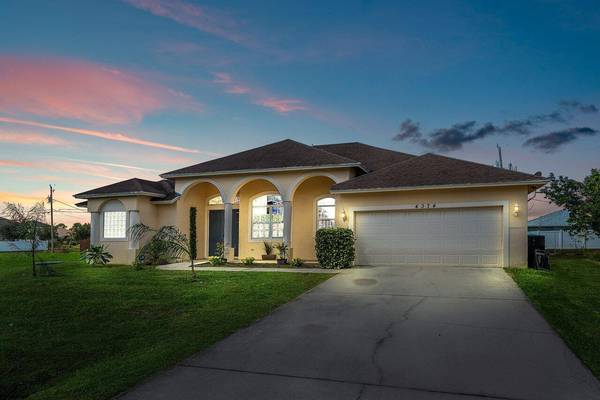 4374 SW Savona BLVD, Port Saint Lucie, FL 34953