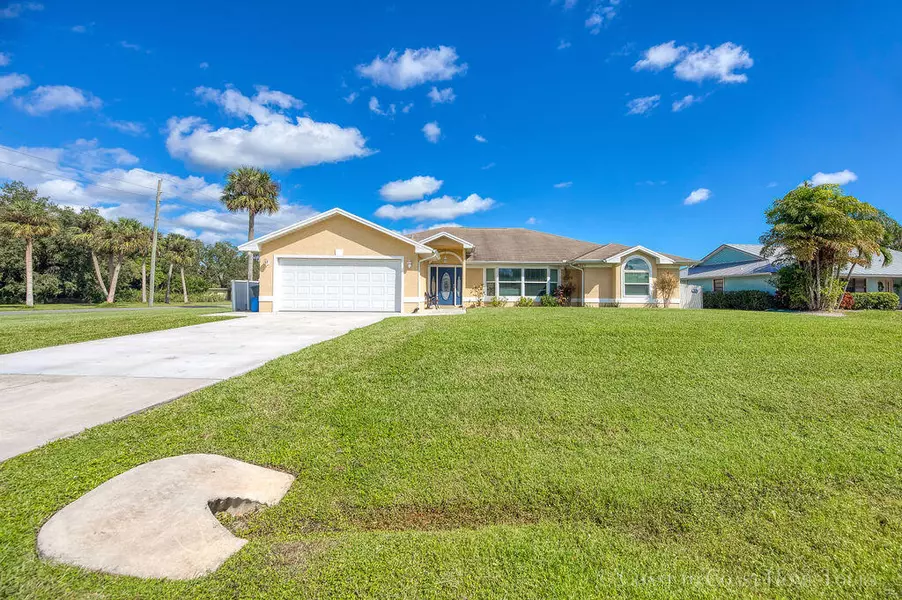 1302 Ibis AVE, Fort Pierce, FL 34982