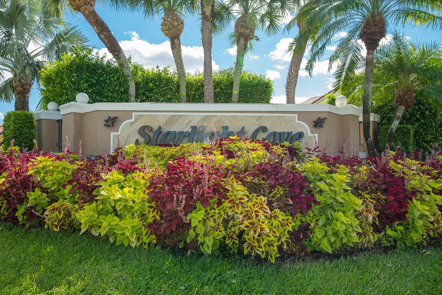 12300 Sand Wedge DR, Boynton Beach, FL 33437