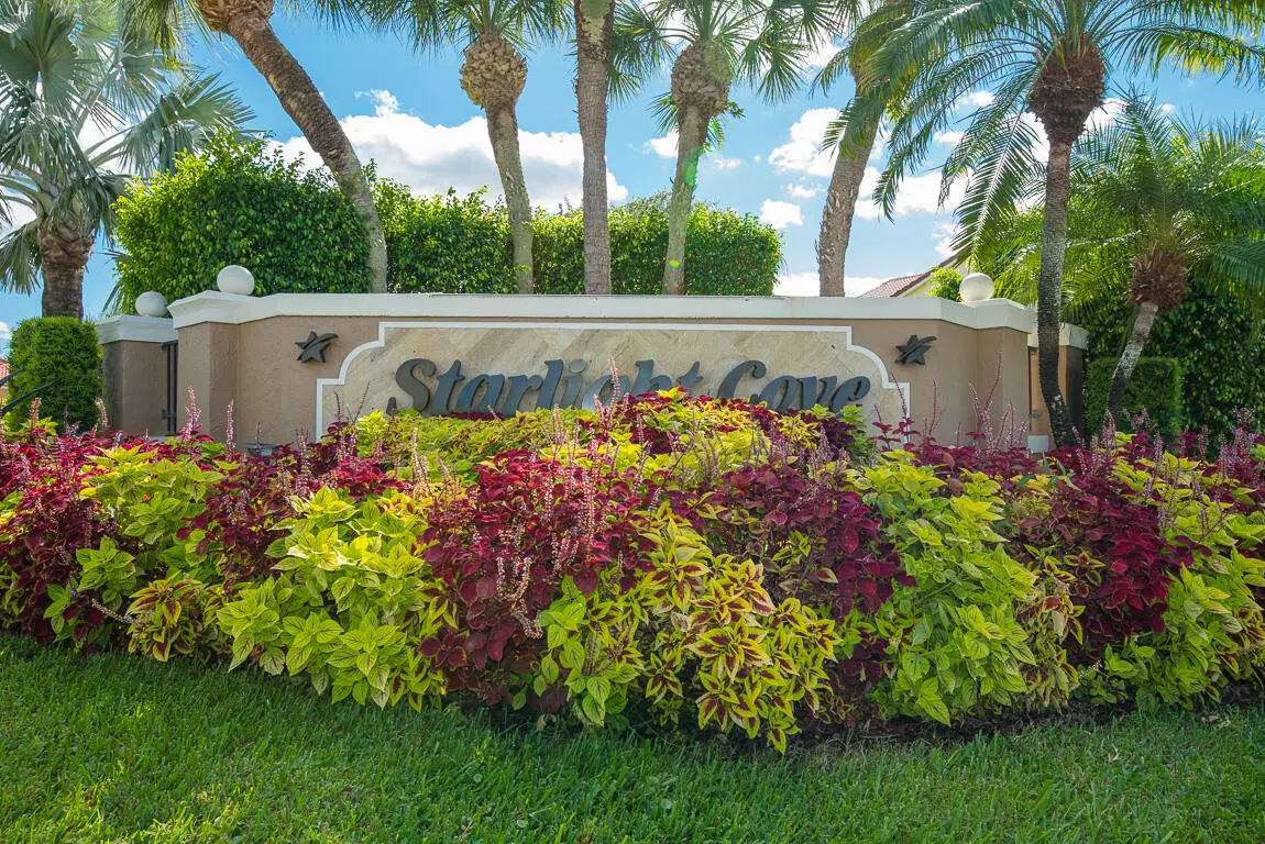 Boynton Beach, FL 33437,12300 Sand Wedge DR