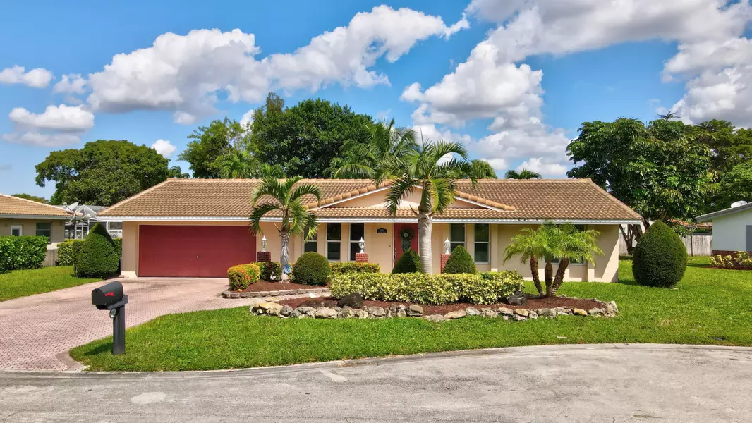 10651 NW 39th ST, Coral Springs, FL 33065