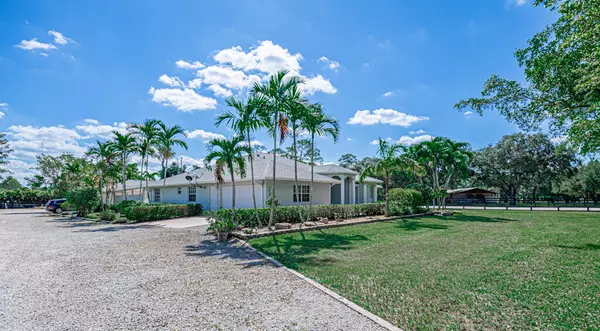 Loxahatchee Groves, FL 33470,1858 F RD