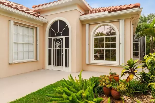 West Palm Beach, FL 33411,7914 Red River RD