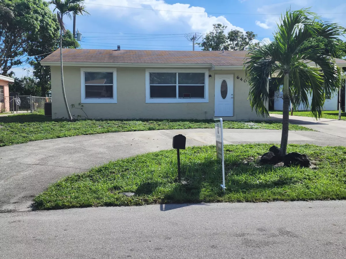 Deerfield Beach, FL 33441,640 SW 14th PL