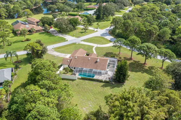 Jensen Beach, FL 34957,132 NE Cypress TRL