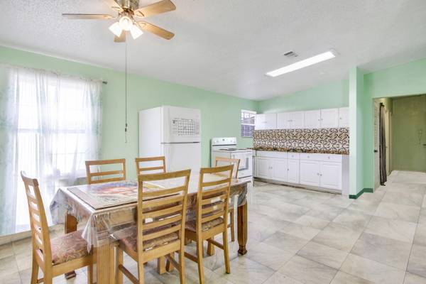 Riviera Beach, FL 33404,1108 W 30th ST