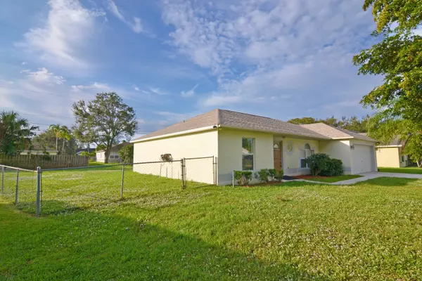 Port Saint Lucie, FL 34953,1112 SW Bayamo AVE